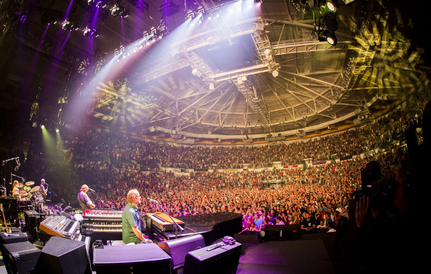 Phish Serves Up Big Jams, Ballads & Song Debut To Close Charleston Run [Setlist/Review]