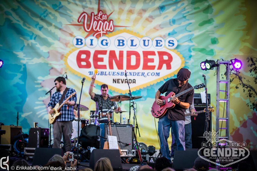 Unbelievable Blues Musicians Turn Up For Big Blues Bender In Las Vegas