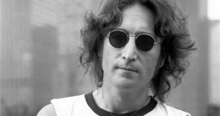 Listen To John Lennon's Plea For World Peace On Christmas, 