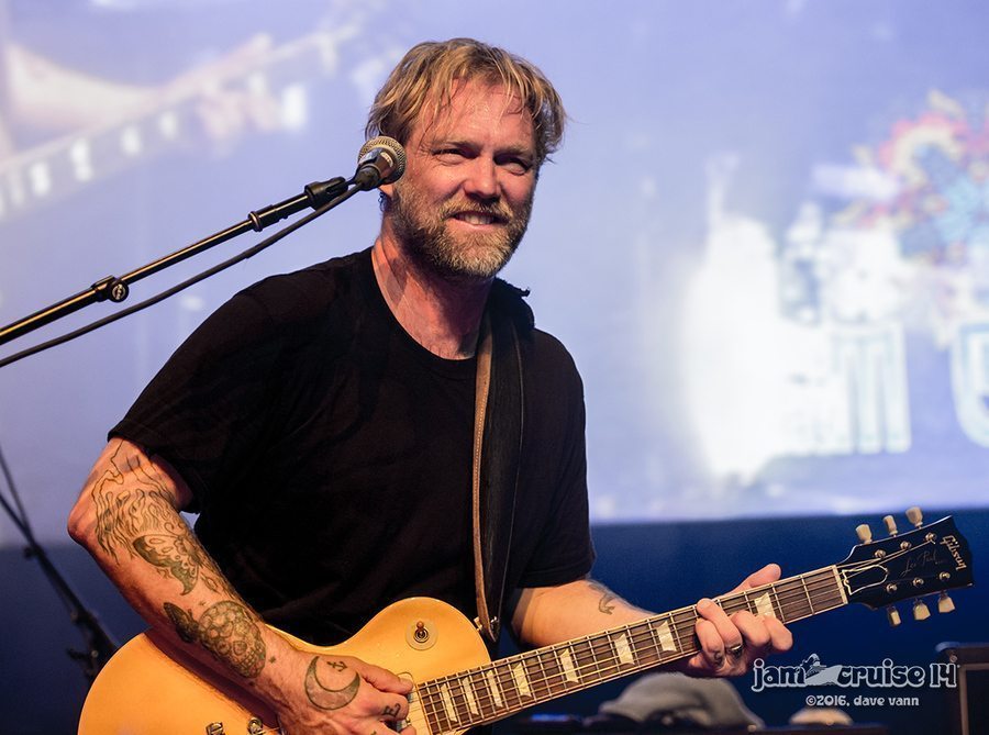 Anders Osborne Shares His Love For Crawfish & Jazz Fest In New Interview