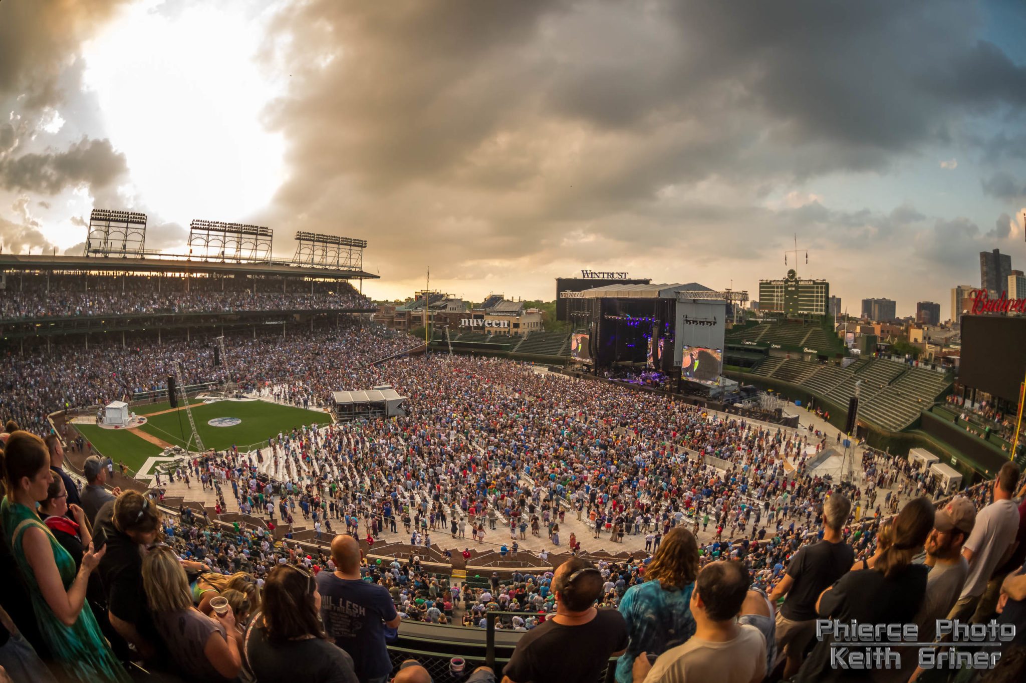 Dead & Company Recaps Tour Success, Sets Attendance Record for Wrigley