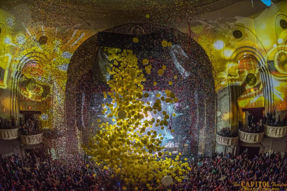 The String Cheese Incident Debuts "Magical Bubbles", Busts Out The Who