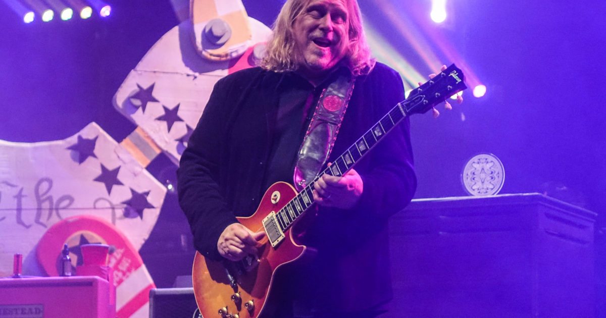 Warren Haynes, Gov't Mule, 'Dark Side Of The Mule' Announce Red Rocks