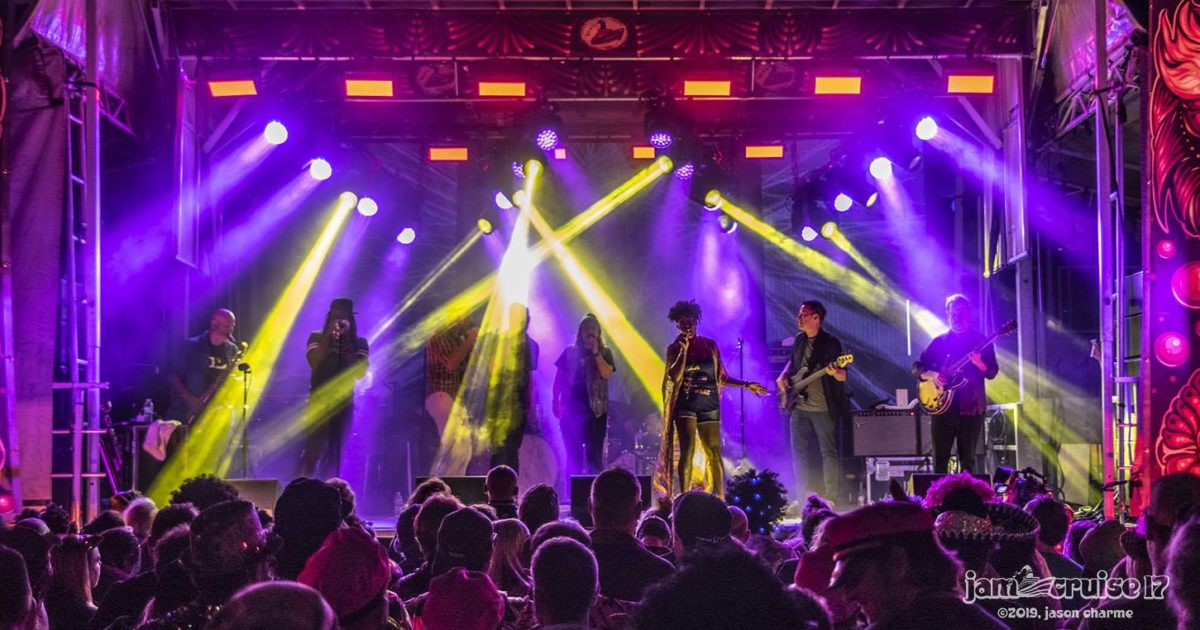 7 Of The Best Things We Saw On Jam Cruise 17 Day 4