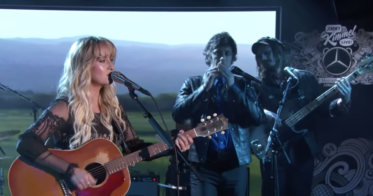 Margo Price Performs "Cocaine Cowboys" & "Loner" On 'Jimmy Kimmel Live ...