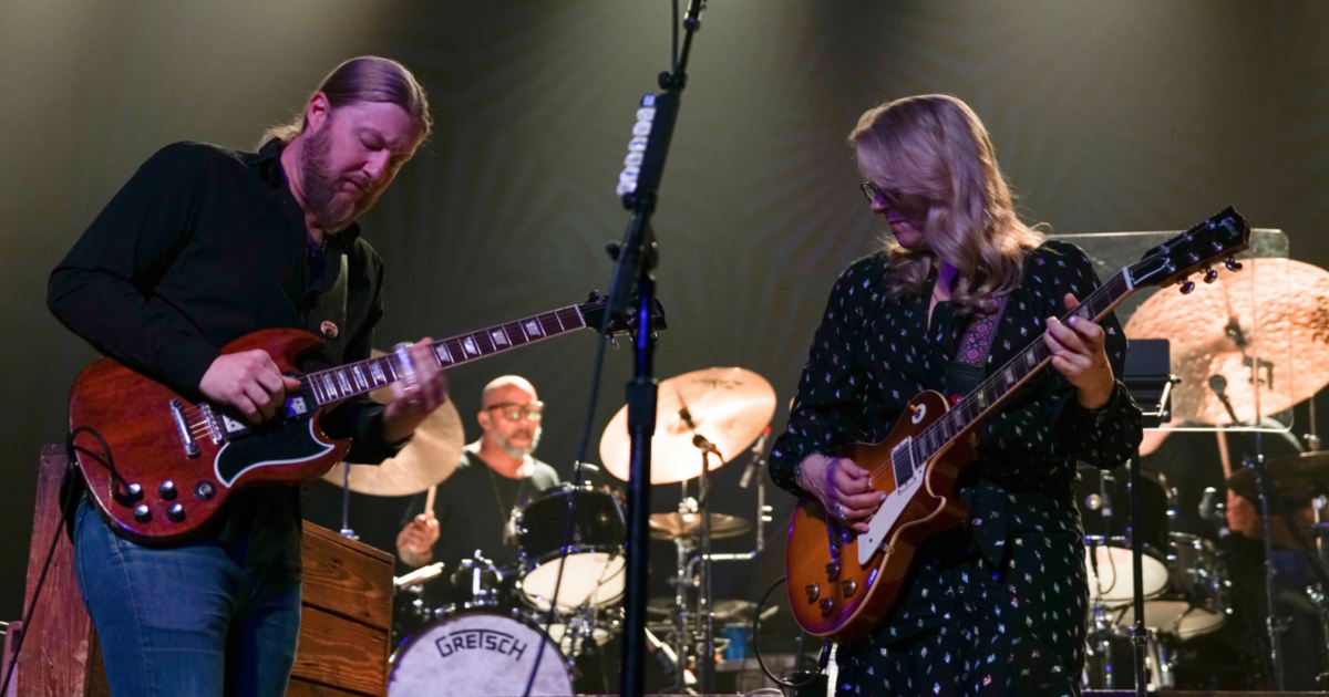 Tedeschi Trucks Band Adds New Dates To 2019 'Wheels Of Soul' Tour With