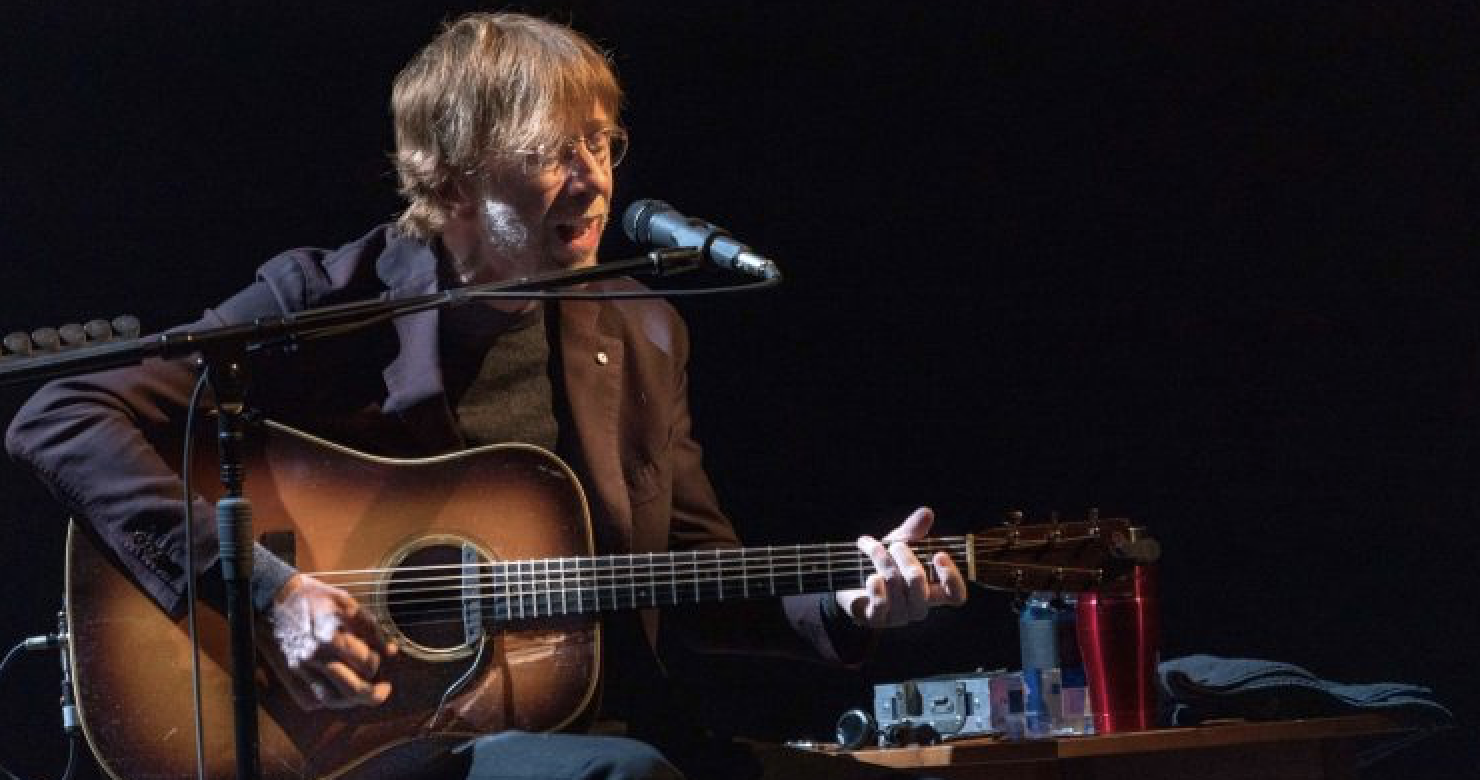 Trey Anastasio Adds 2019 Fall Solo Acoustic Tour Dates