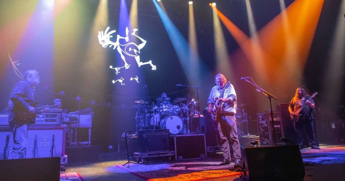 Watch Widespread Panic Perform 