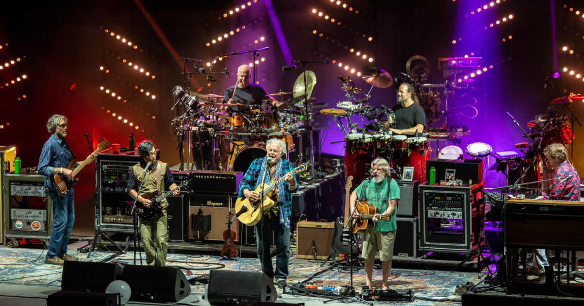 The String Cheese Incident Honors Jerry Garcia With Peter Rowan, Todd ...