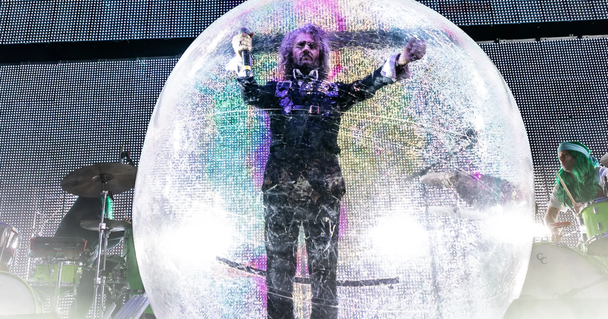 The Flaming Lips Dish Out More Deep Cuts At The Wellmont Theater