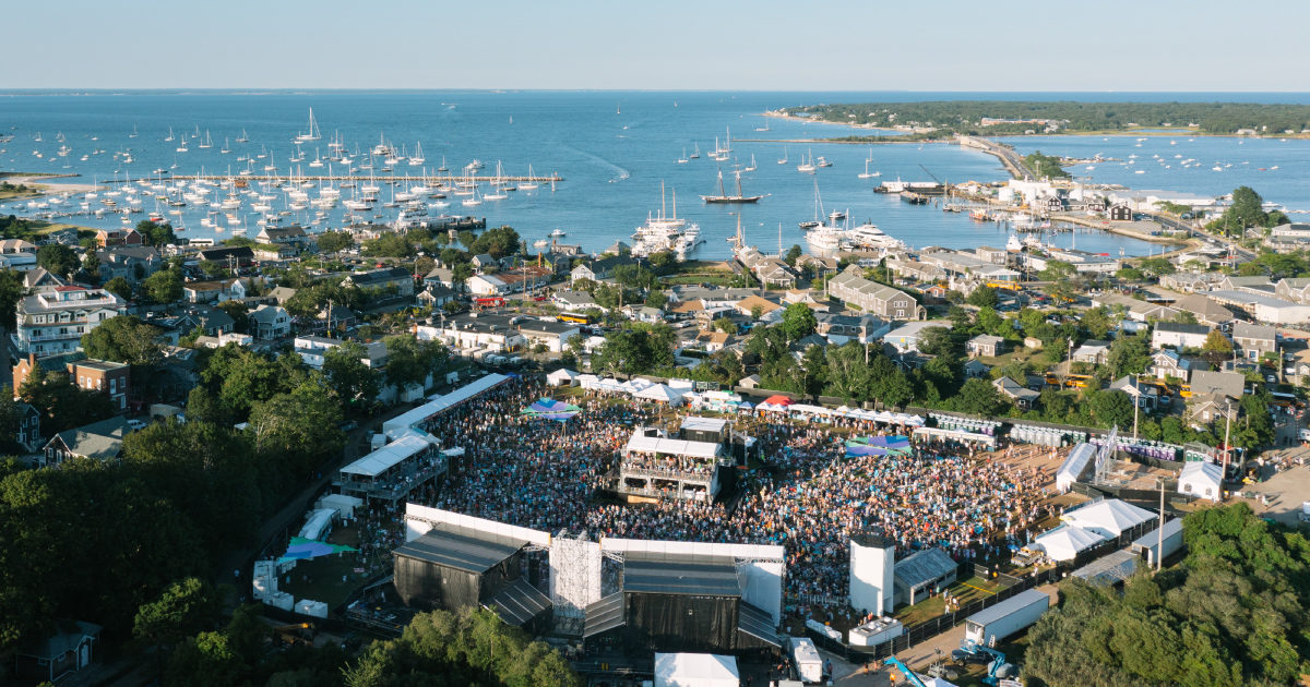 Beach Road Weekend Reveals 2023 Lineup: Mumford Sons Bon Iver Leon