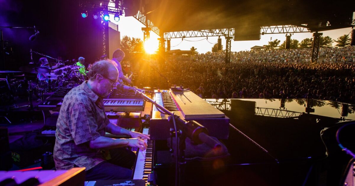 Phish Completes "Scents & Subtle Sounds" From RainStunted Wilmington