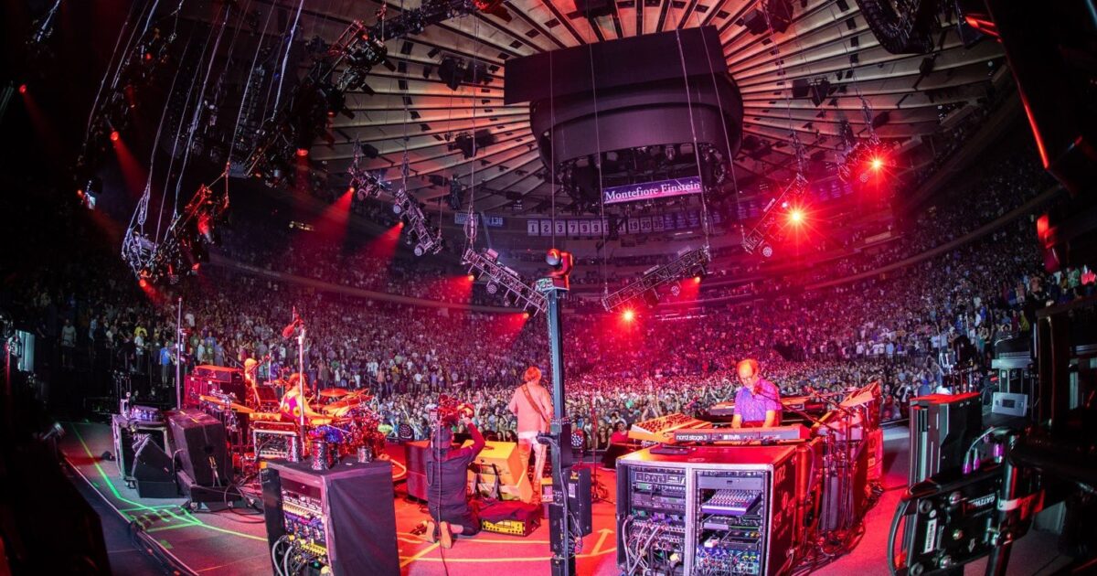 No Rules At The Garden Phish Wraps First Weekend Of Residency With