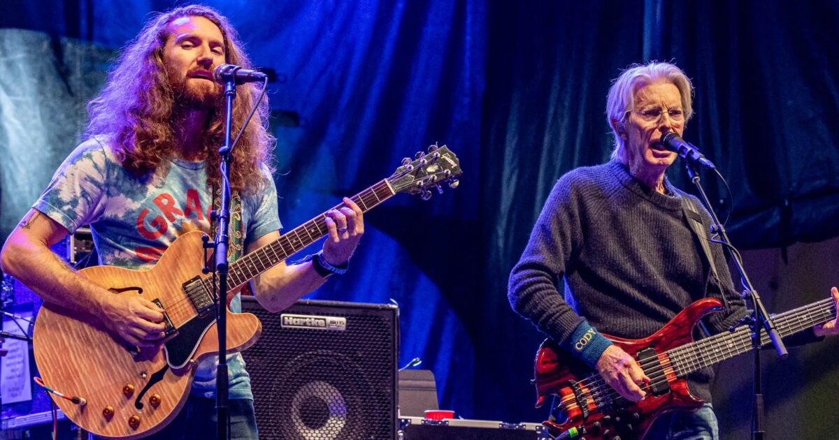 Phil Lesh Drops By Grahame Lesh & Friends Show In Brooklyn For Robert ...