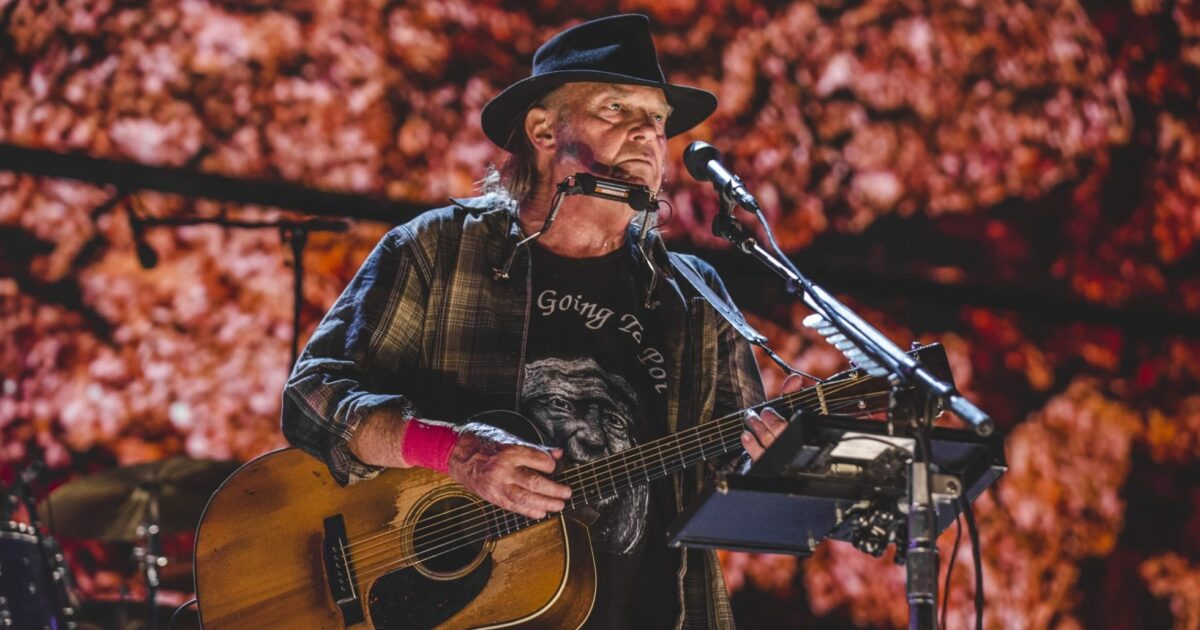 Neil Young Introduces New Band The Chrome Hearts At Farm Aid 2024 [Watch]