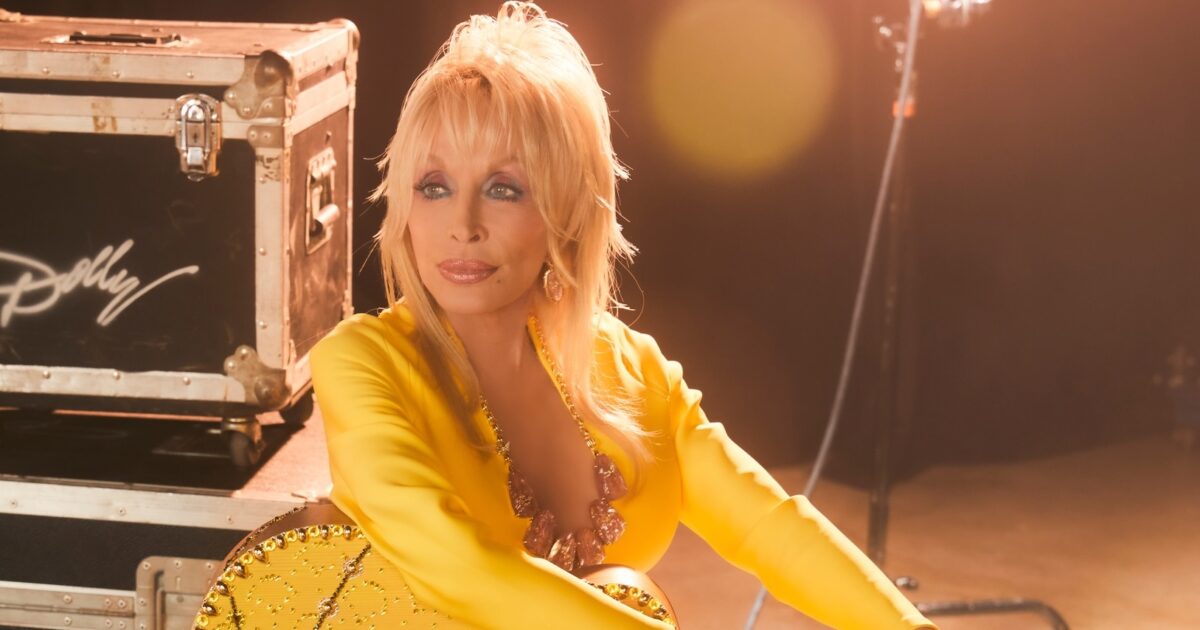 Dolly Parton Plans Las Vegas Residency For First Sin City Run In 32 Years