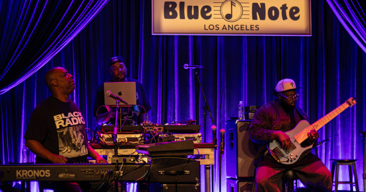 Robert Glasper Opens Blue Note Los Angeles In Pitch-Perfect Fashion