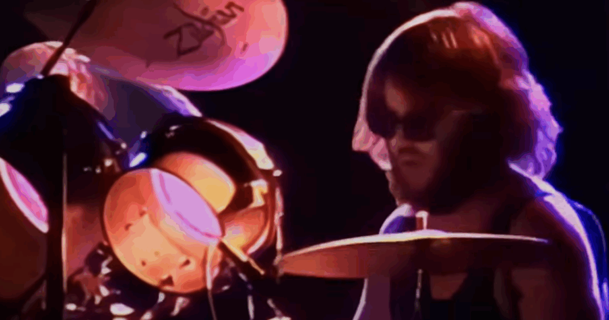 Watch Phish At Boston’s Paradise In Newly Restored Footage From 1989