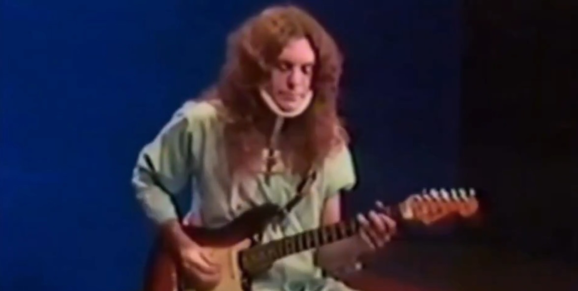 Is This Lynyrd Skynyrd’s Allen Collins Playing Guitar Following Deadly 1977 Plane Crash? [Watch]