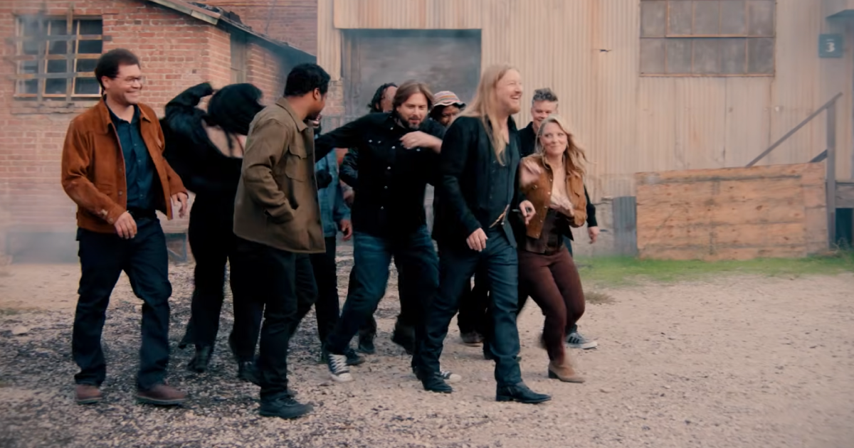 Tedeschi Trucks Band Sets 35+ ‘Future Soul’ Tour Dates Behind New Album, Shares Lead Single [Watch]