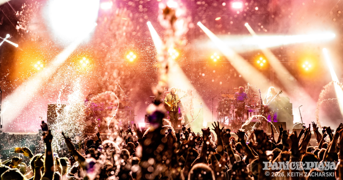 Widespread Panic Debuts Grateful Dead Cover, Welcomes Sierra Hull & More At Playa Trece Finale [Videos]