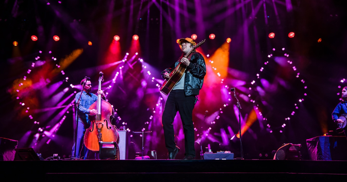 Livestream Billy Strings' Whole 2026 Winter Tour On nugs [Watch]