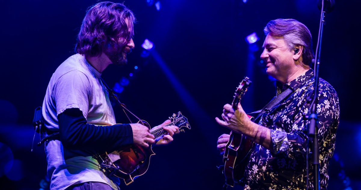 Billy Strings Welcomes Ronnie McCoury & Nat Smith In Nashville [Photos/Videos]