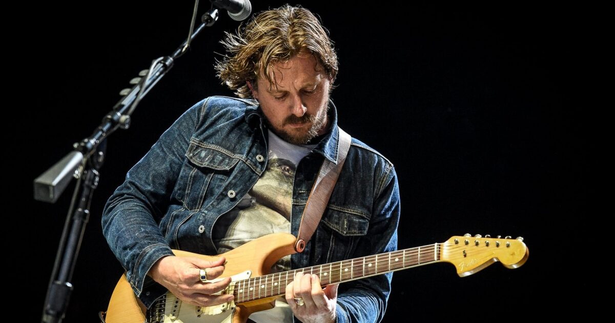 Sturgill Simpson Previews Next Johnny Blue Skies Album, ‘Mutiny After Midnight’